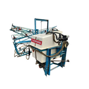 Pompa de erbicidat 800 L diuze triple