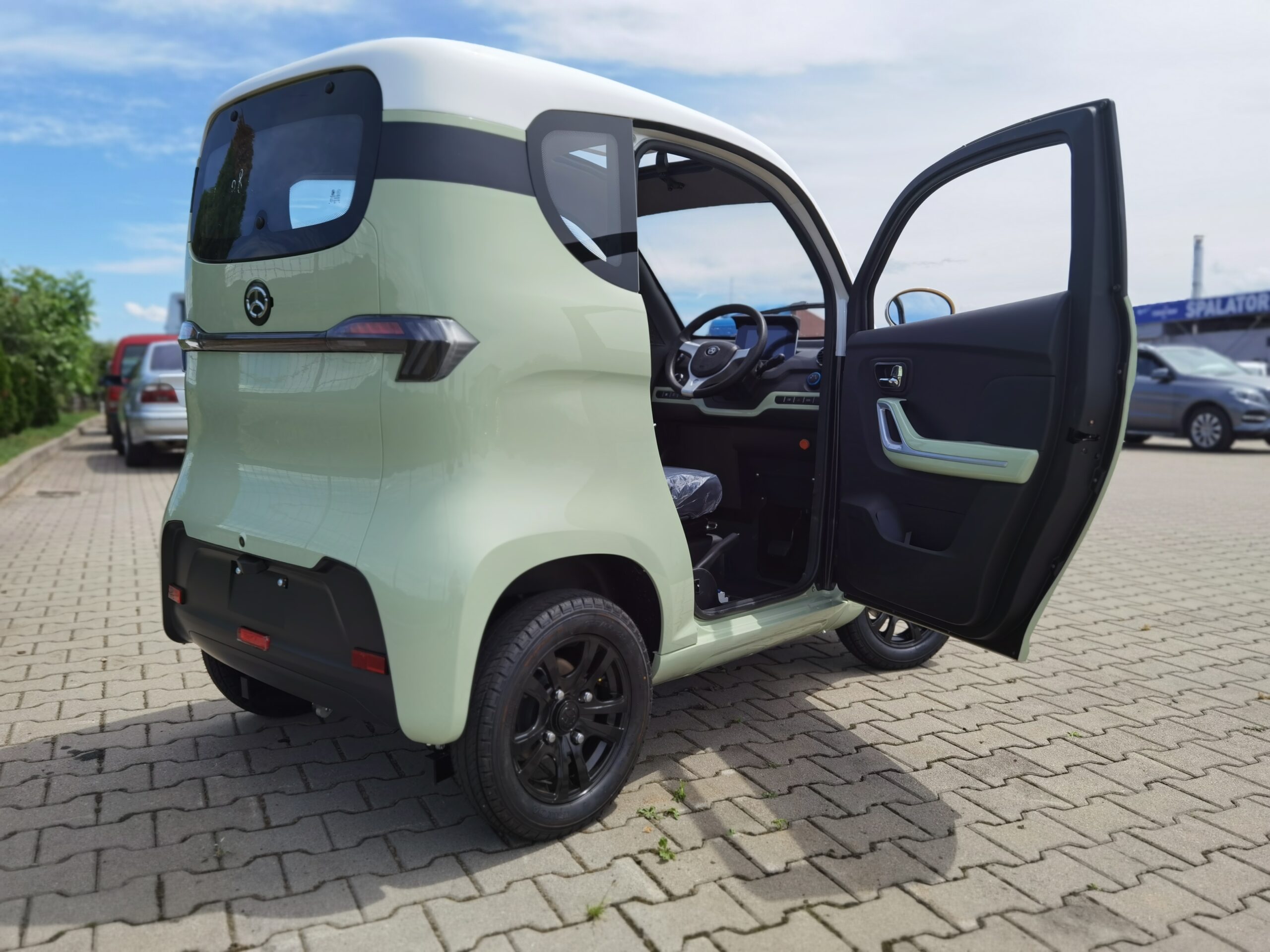 Masina electrica AERA SQ4 verde 3000 W 100 Ah fara permis limitata la 25 km/h - imagine 17