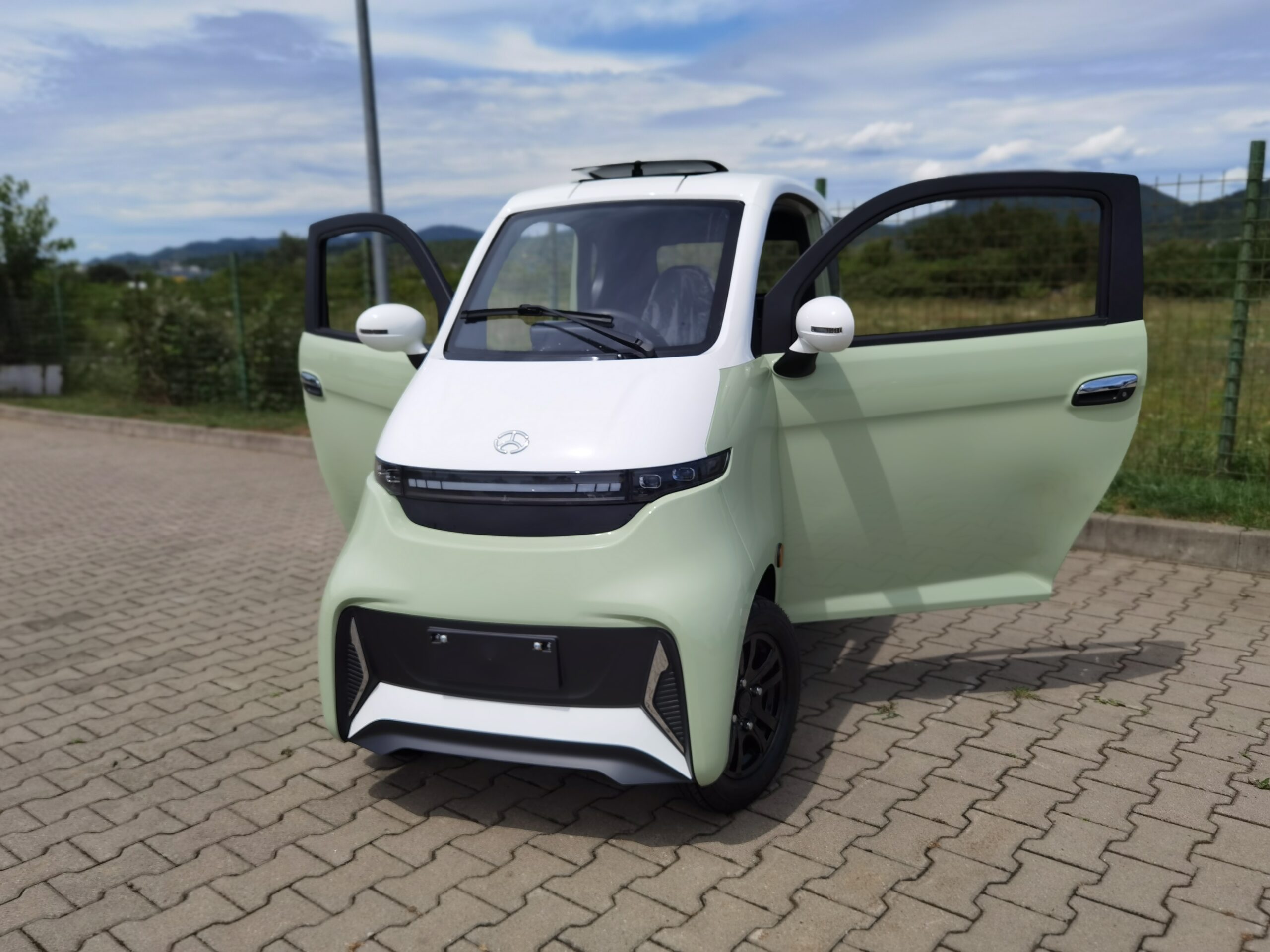 Masina electrica AERA SQ4 verde 3000 W 100 Ah fara permis limitata la 25 km/h - imagine 18