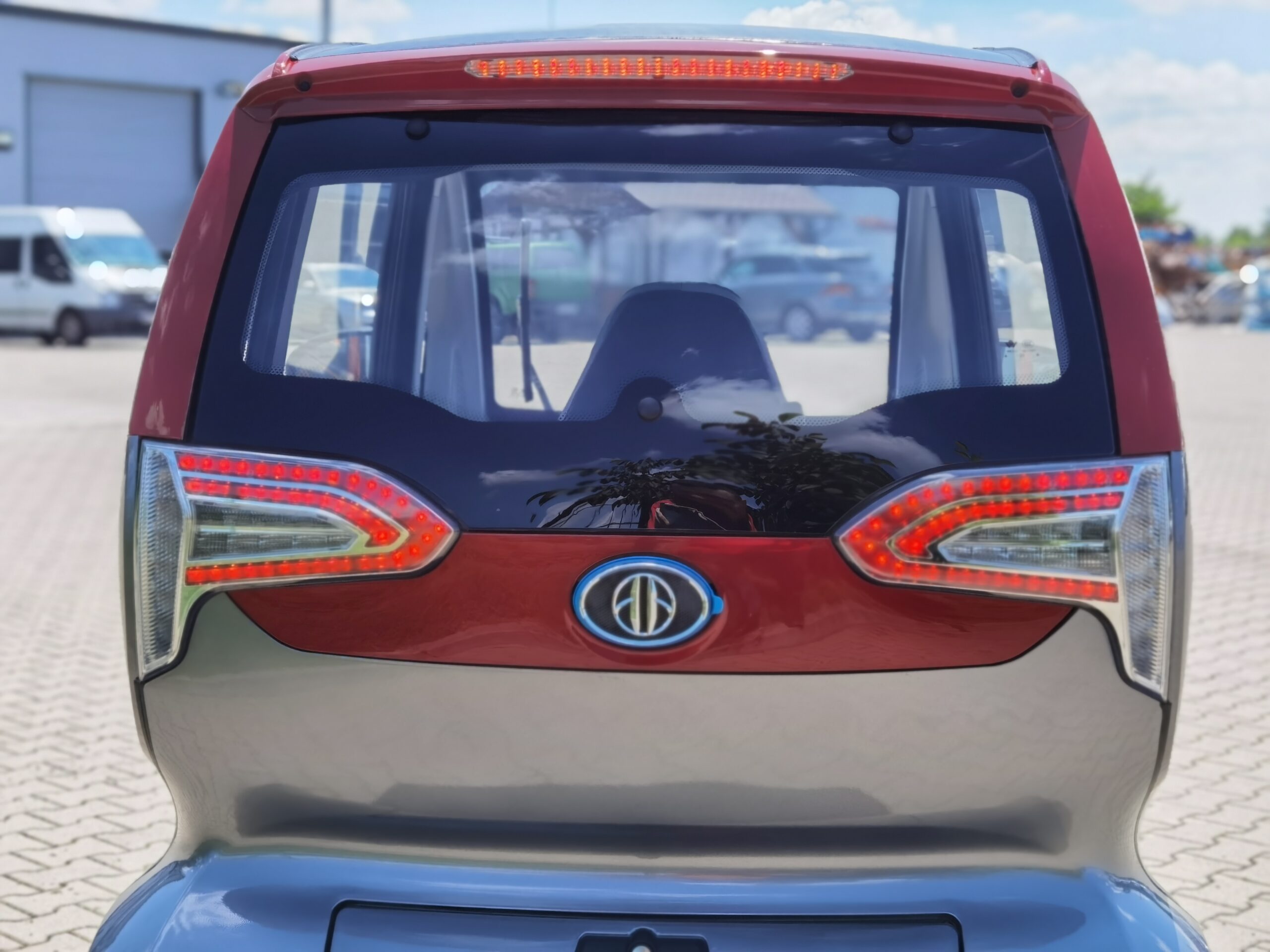 Vehicul electric 1200W AERA X10 rosu fara permis 60V80Ah 25 km/h - imagine 7