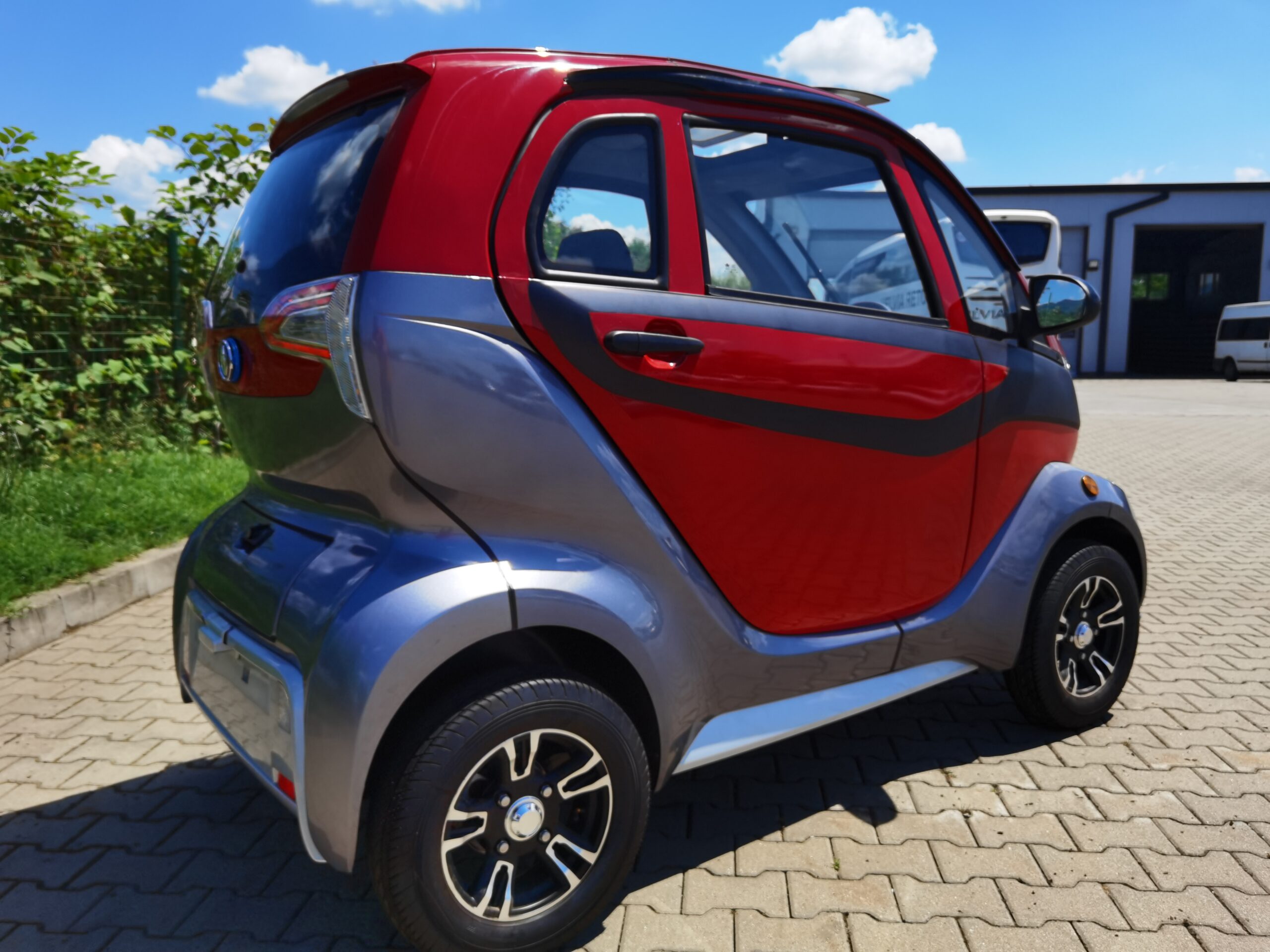 Vehicul electric 1200W AERA X10 rosu fara permis 60V80Ah 25 km/h - imagine 16