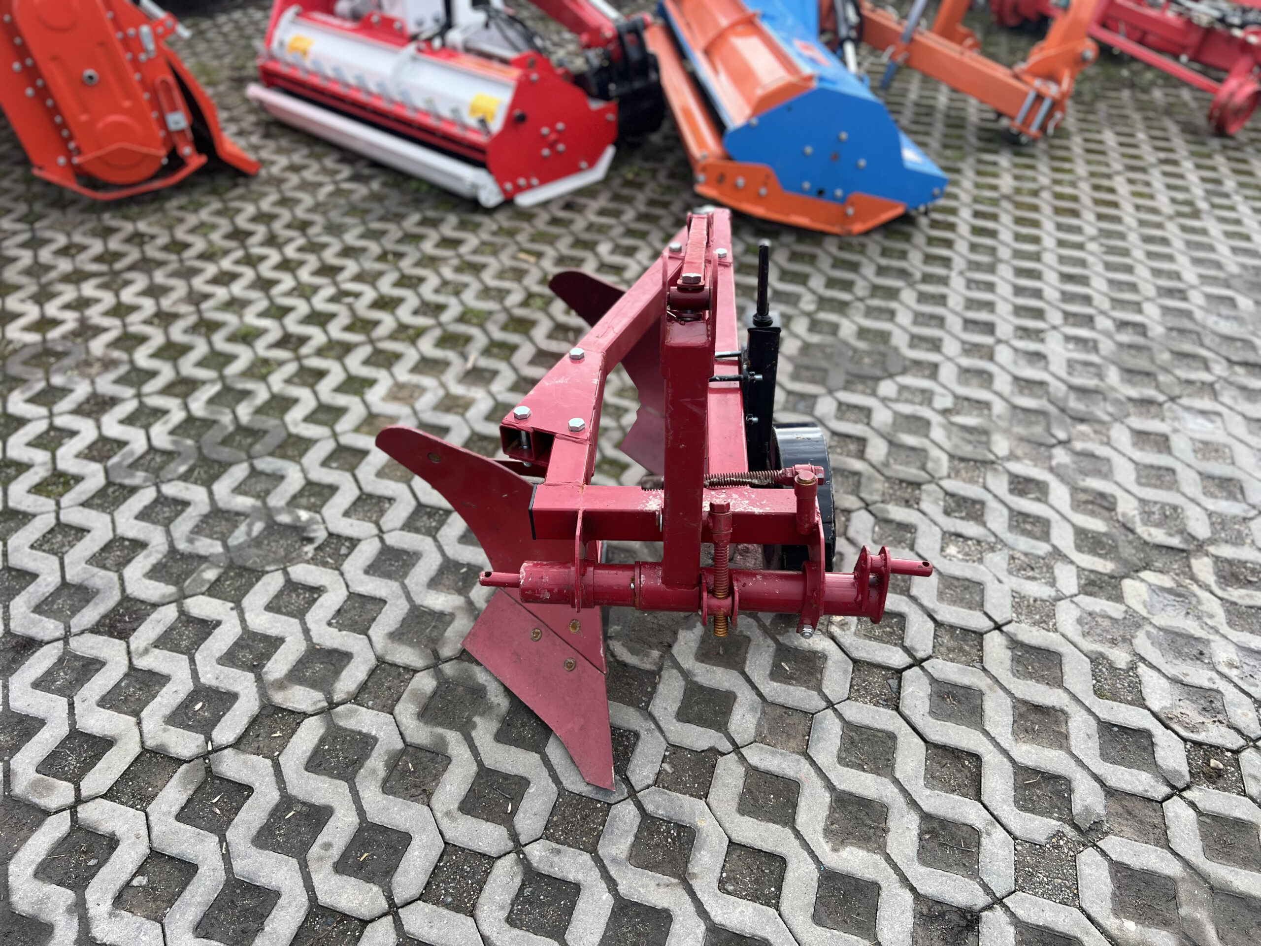 Plug agricol KUBOT cu 2 trupite nereversibil - imagine 2